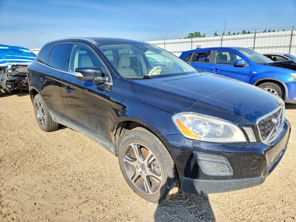 2012 Volvo Xc60 VIN YV4902DZ6C2316570 COPART salvage auction — SIDE, AB - BOS - SALVAGE, sold $2,750 on 2026-08-13 (photo 4)