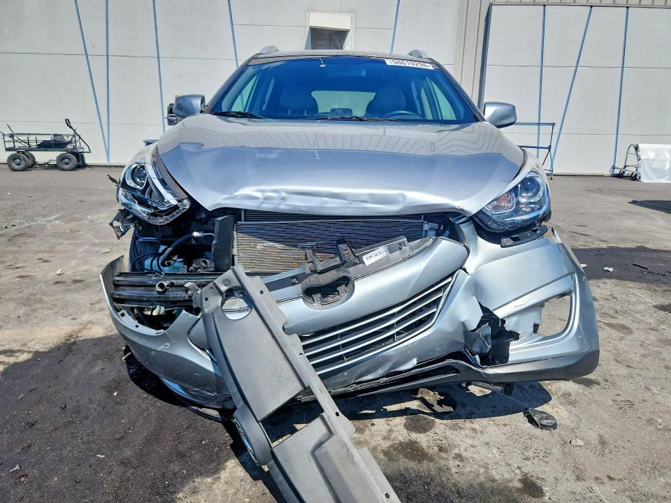 2015 Hyundai Tucson VIN KM8JU3AG0FU115832 COPART salvage auction — FRONT END, FL - CERT OF TITLE SLVG REBUILDABLE, sold $1,900 on 2026-07-22 (photo 5)