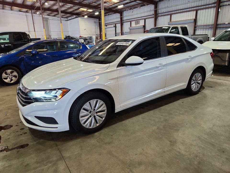 2019 Volkswagen Jetta VIN 3VWN57BU8KM059472 COPART salvage auction — MINOR DENT/SCRATCHES, Fl - Certificate Of Title, sold $2,750 on 2026-07-12 (photo 1)
