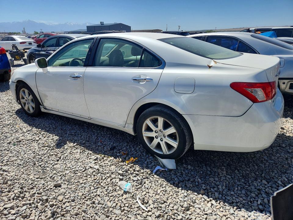 2007 Lexus Es 350 VIN JTHBJ46G372141241 COPART salvage auction — MINOR DENT/SCRATCHES, Ut - Certificate Of Title, sold $575 on 2026-07-10 (photo 2)