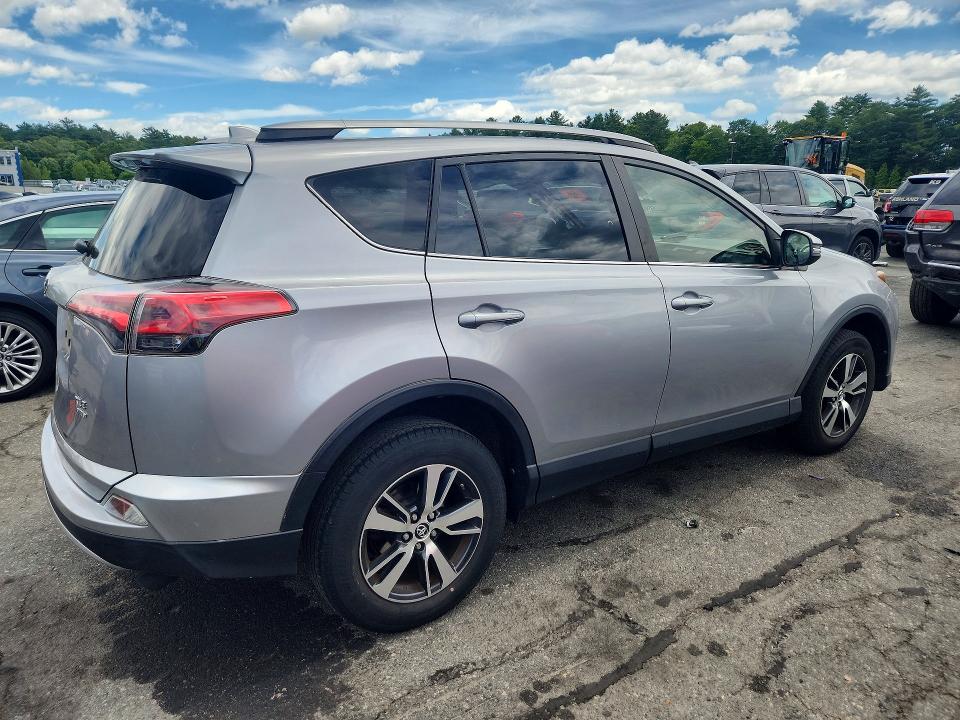2018 Toyota Rav 4 VIN JTMRFREV0JD235295 COPART salvage auction — MECHANICAL, Ma - Cert Of Title-Salvage, sold $3,100 on 2026-07-21 (photo 3)