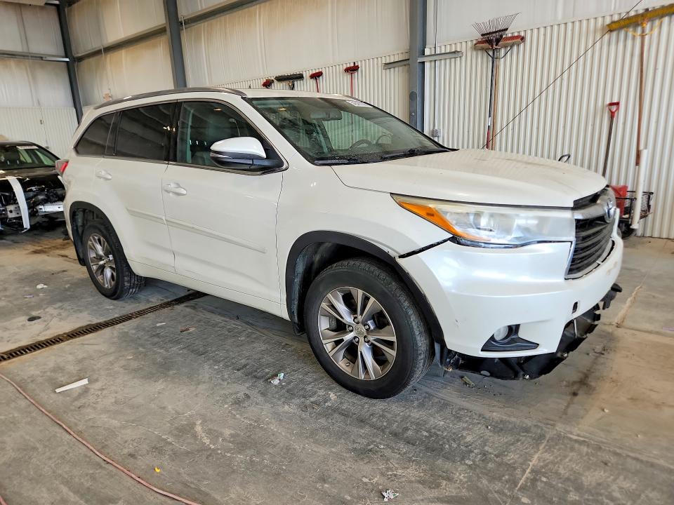 2015 Toyota Highlander VIN 5TDJKRFH7FS104653 COPART salvage auction — FRONT END, Ne - Cert Of Title-Salvage, sold $5,600 on 2026-07-14 (photo 4)