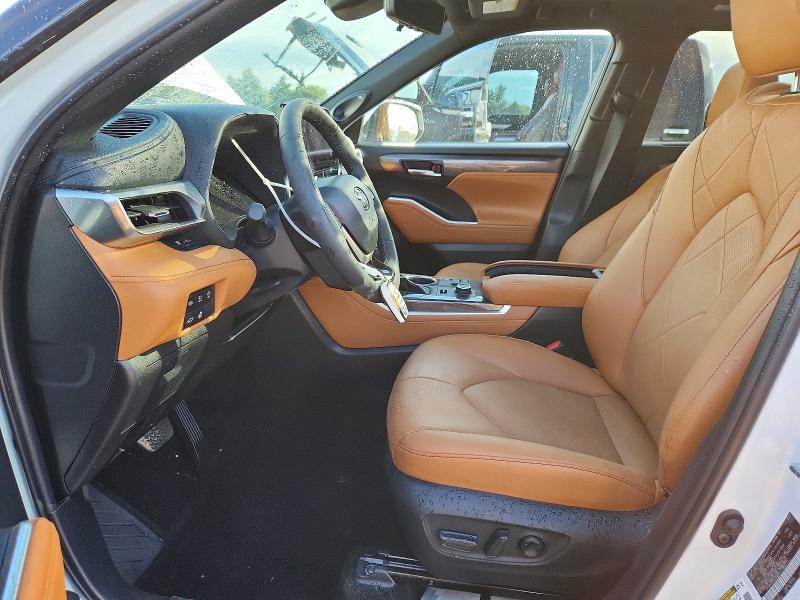 2025 Toyota Highlander VIN 5TDKDRBH2SS586611 COPART salvage auction — FRONT END, Il - Salvage Certificate, sold $30,500 on 2026-07-28 (photo 7)