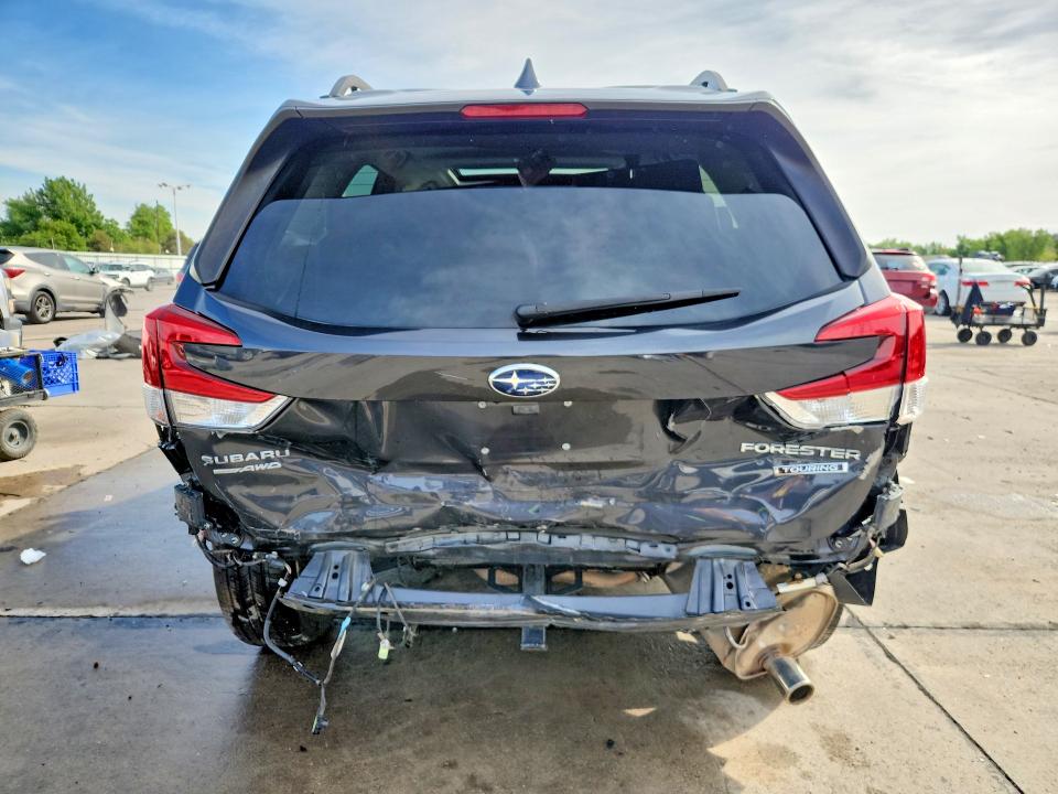 2019 Subaru Forester VIN JF2SKAWC5KH571743 COPART salvage auction — REAR END, Co - Public - Salvage Title, sold $3,350 on 2026-07-13 (photo 6)