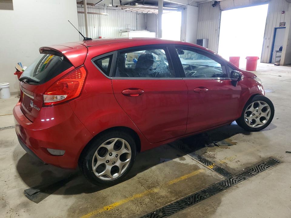 2011 Ford Fiesta VIN 3FADP4FJ8BM175686 COPART salvage auction — UNDERCARRIAGE, Pa - Certificate Of Salvage, sold $300 on 2026-07-02 (photo 3)