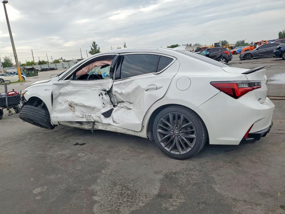 2019 Acura Ilx VIN 19UDE2F8XKA005040 COPART salvage auction — FRONT END, FL - CERT OF TITLE SLVG REBUILDABLE, sold $500 on 2026-07-29 (photo 2)