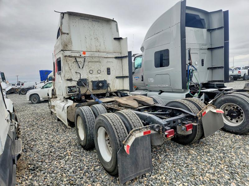2022 International VIN 3HSDZAPRXNN487389 COPART salvage auction — ROLLOVER, Oh - Dis/Dlr/Exp Only Clean Title (P), sold $12,200 on 2026-07-07 (photo 3)
