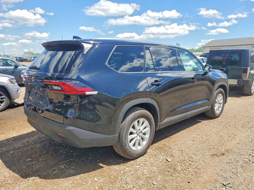 2026 Toyota Highlander VIN 5TDAAAB55TS124542 COPART salvage auction — FRONT END, Ny - Dealer Only Clean Title, sold $34,000 on 2026-07-21 (photo 3)