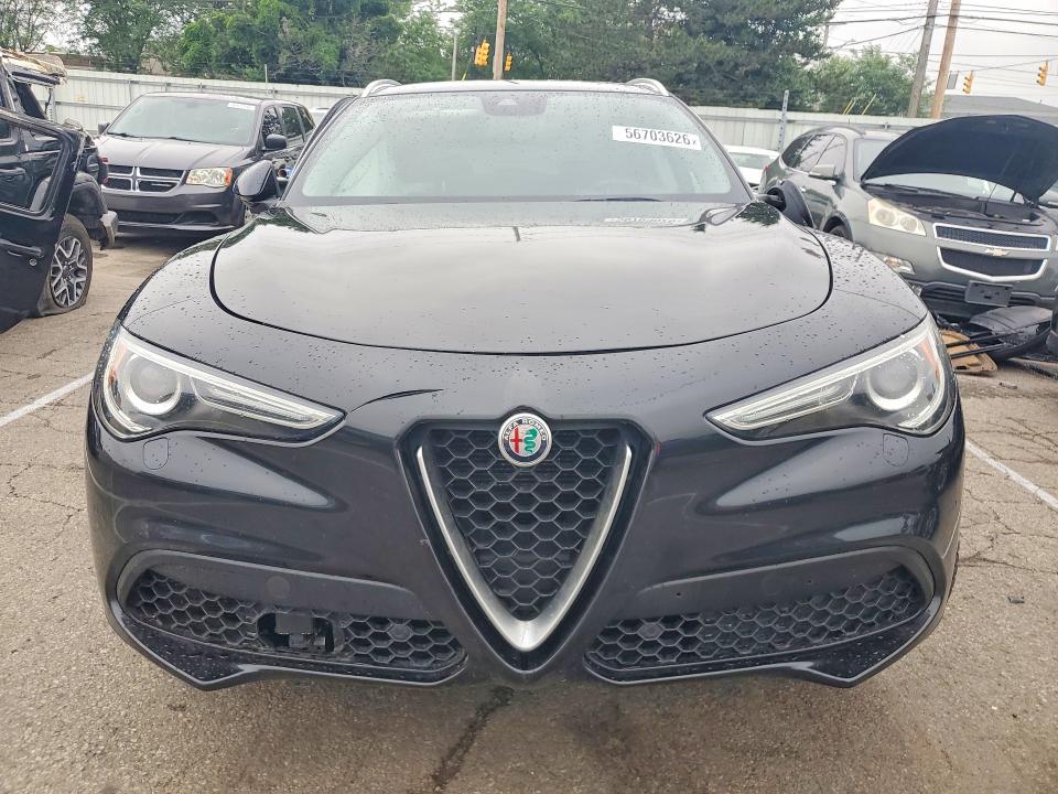 2018 Alfa romeo Stelvio VIN ZASFAKBNXJ7B69213 COPART salvage auction — REAR END, Oh - Cert Of Title-Salvage, sold $1,100 on 2026-07-15 (photo 5)