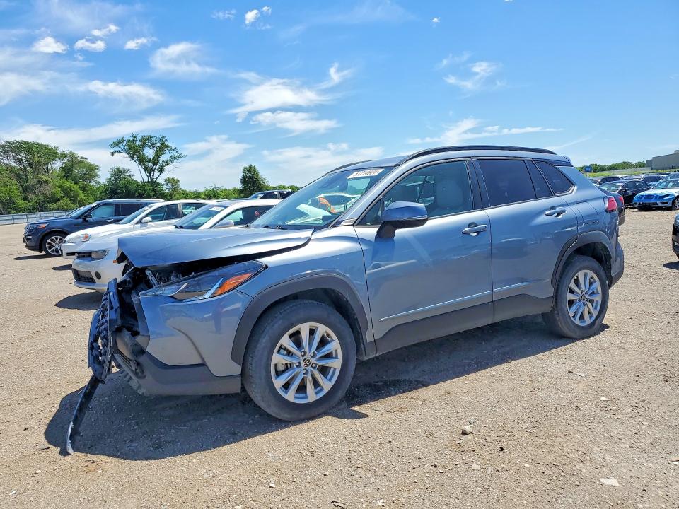 2022 Toyota Corolla cross VIN 7MUBAABG3NV019495 — COPART salvage auction photo