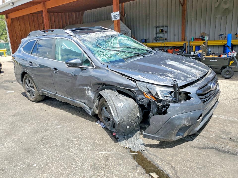 2021 Subaru Outback VIN 4S4BTGLD1M3212249 COPART salvage auction — ROLLOVER, Co - Public - Salvage Title, sold $2,450 on 2026-07-09 (photo 4)