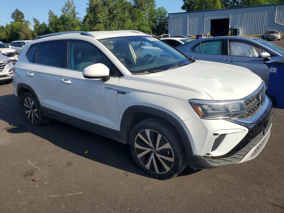 2022 Volkswagen Taos VIN 3VVWX7B28NM043102 COPART salvage auction — FRONT END, Or - Lien Papers, Clean Title, sold $6,800 on 2026-07-08 (photo 4)