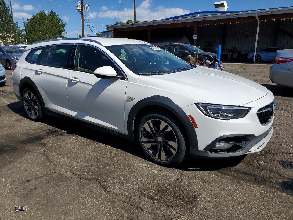 2018 Buick . VIN W04GU8SX5J1132141 COPART salvage auction — MINOR DENT/SCRATCHES, Co - Rebuilt Salvage - Dealer Only, sold $3,050 on 2026-07-21 (photo 4)
