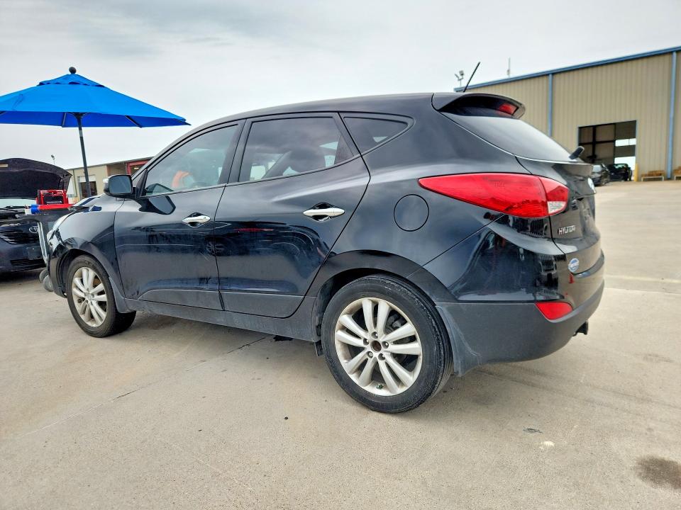 2011 Hyundai Tucson VIN KM8JU3AC8BU229701 COPART salvage auction — FRONT END, Tx - Salvage Vehicle Title, sold $1,300 on 2026-07-27 (photo 2)