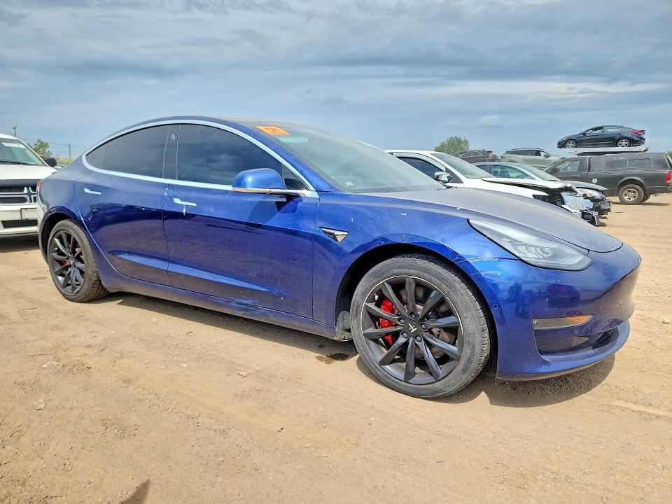 2018 Tesla Model 3 VIN 5YJ3E1EB8JF074199 COPART salvage auction — HAIL, Oh - Cert Of Title-Salvage, sold $7,100 on 2026-07-02 (photo 4)