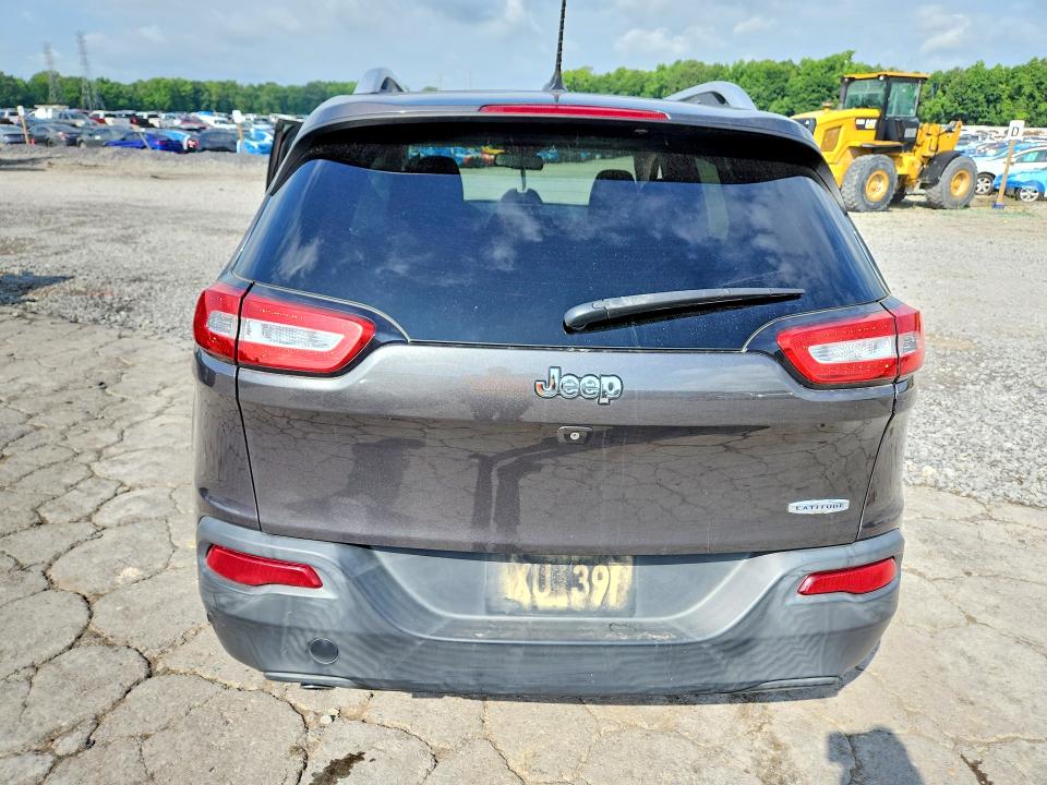 2015 Jeep Cherokee VIN 1C4PJLCB8FW689835 COPART salvage auction — SIDE, Tn - Salvage Certificate, sold $1,200 on 2026-07-09 (photo 6)