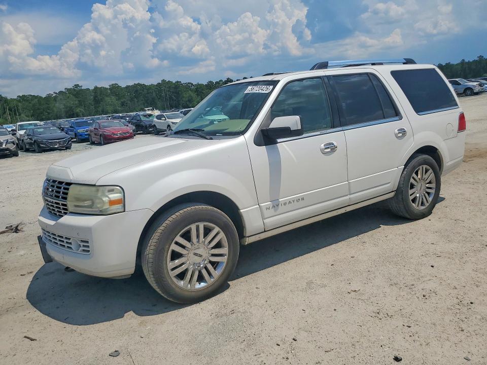 2009 Lincoln Navigator VIN 5LMFU275X9LJ00820 COPART salvage auction — VANDALISM, Sc - Cert Of Title-Salvage, sold $650 on 2026-07-20 (photo 1)