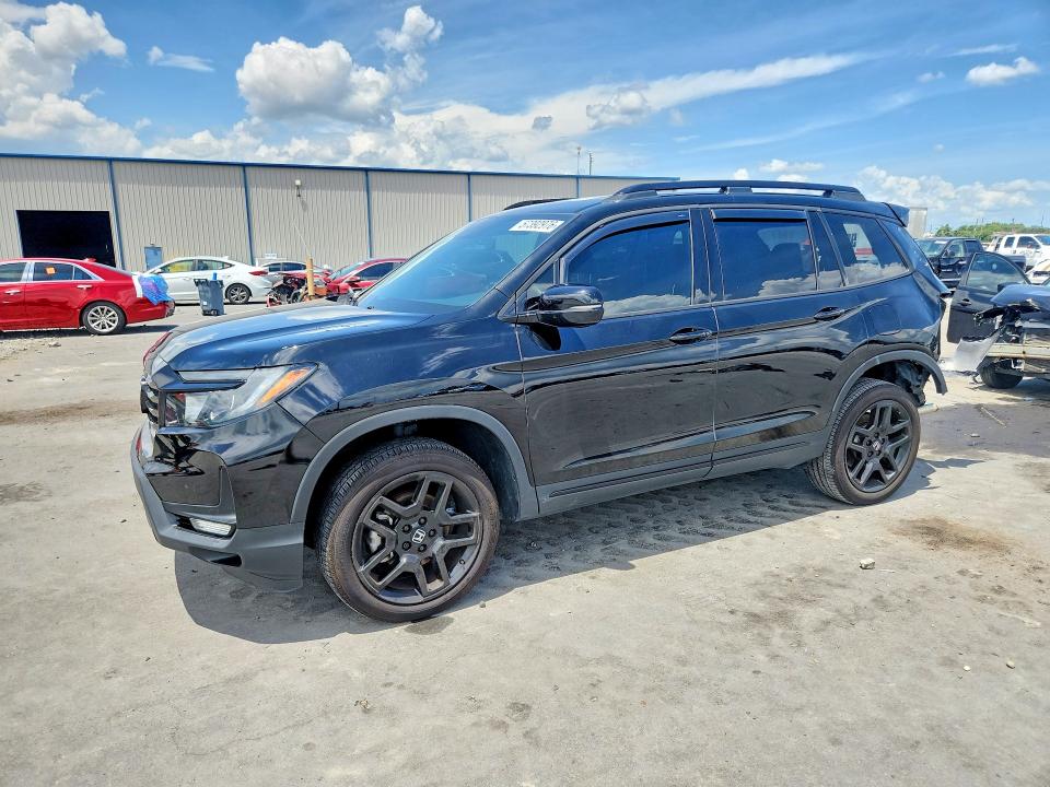 2024 Honda Passport VIN 5FNYF8H89RB009935 — COPART salvage auction photo