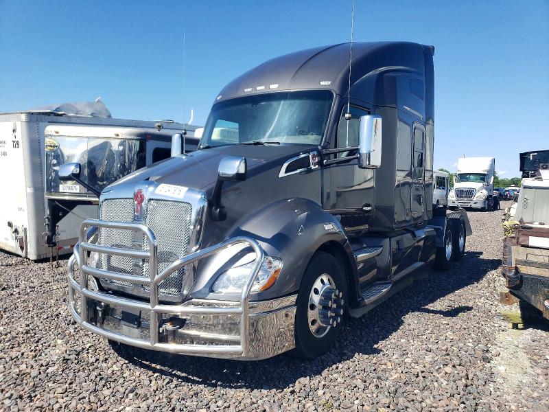 2022 Kenworth Constructi VIN 1XKYDP9X2NJ479270 COPART salvage auction — FRONT END, IN - CERTIFICATE OF TITLE, sold $9,900 on 2026-07-28 (photo 2)