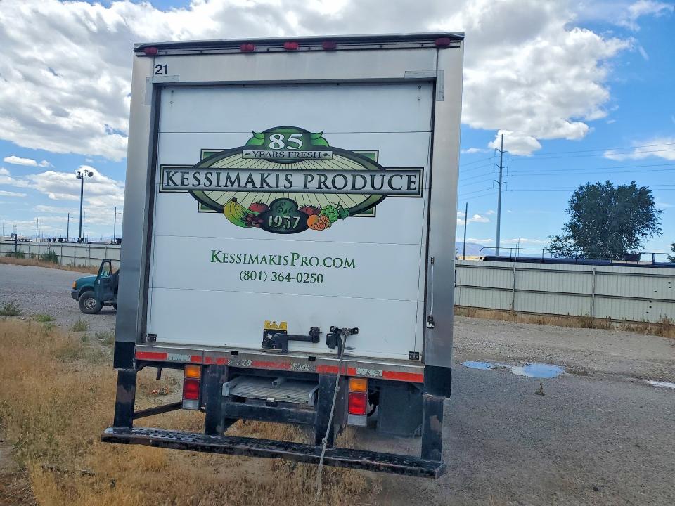 2015 Mitsubishi Fuso VIN JL6CRG1A3FK000517 COPART salvage auction — FRONT END, UT - SALVAGE CERTIFICATE, sold $2,100 on 2026-08-26 (photo 6)