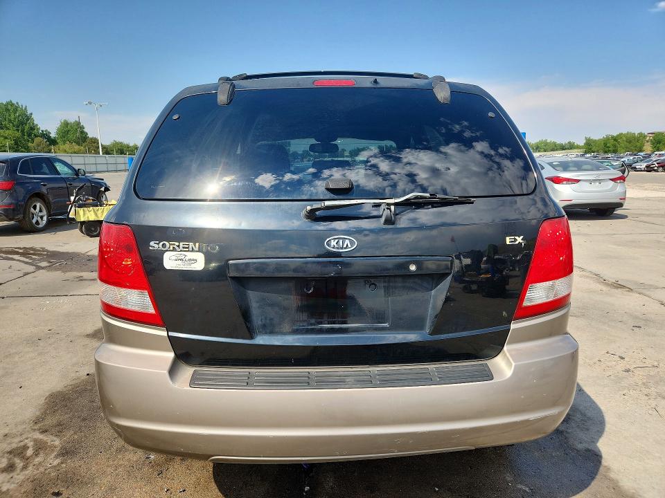 2004 Kia Sorento VIN KNDJC733145267666 COPART salvage auction — SIDE, CO - PUBLIC - SALVAGE TITLE, sold $325 on 2026-07-22 (photo 6)