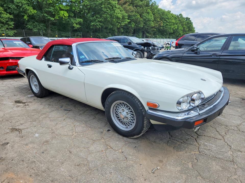 1989 Jaguar Xj series VIN SAJNV4840KC162400 COPART salvage auction — MECHANICAL, GA - CERTIFICATE OF TITLE, sold $8,000 on 2026-08-07 (photo 4)