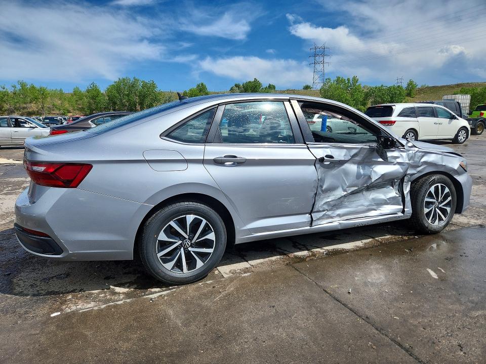 2023 Volkswagen VIN 3VW4M7BU9PM011582 COPART salvage auction — SIDE, Co - Public - Salvage Title, sold $3,900 on 2026-07-22 (photo 3)