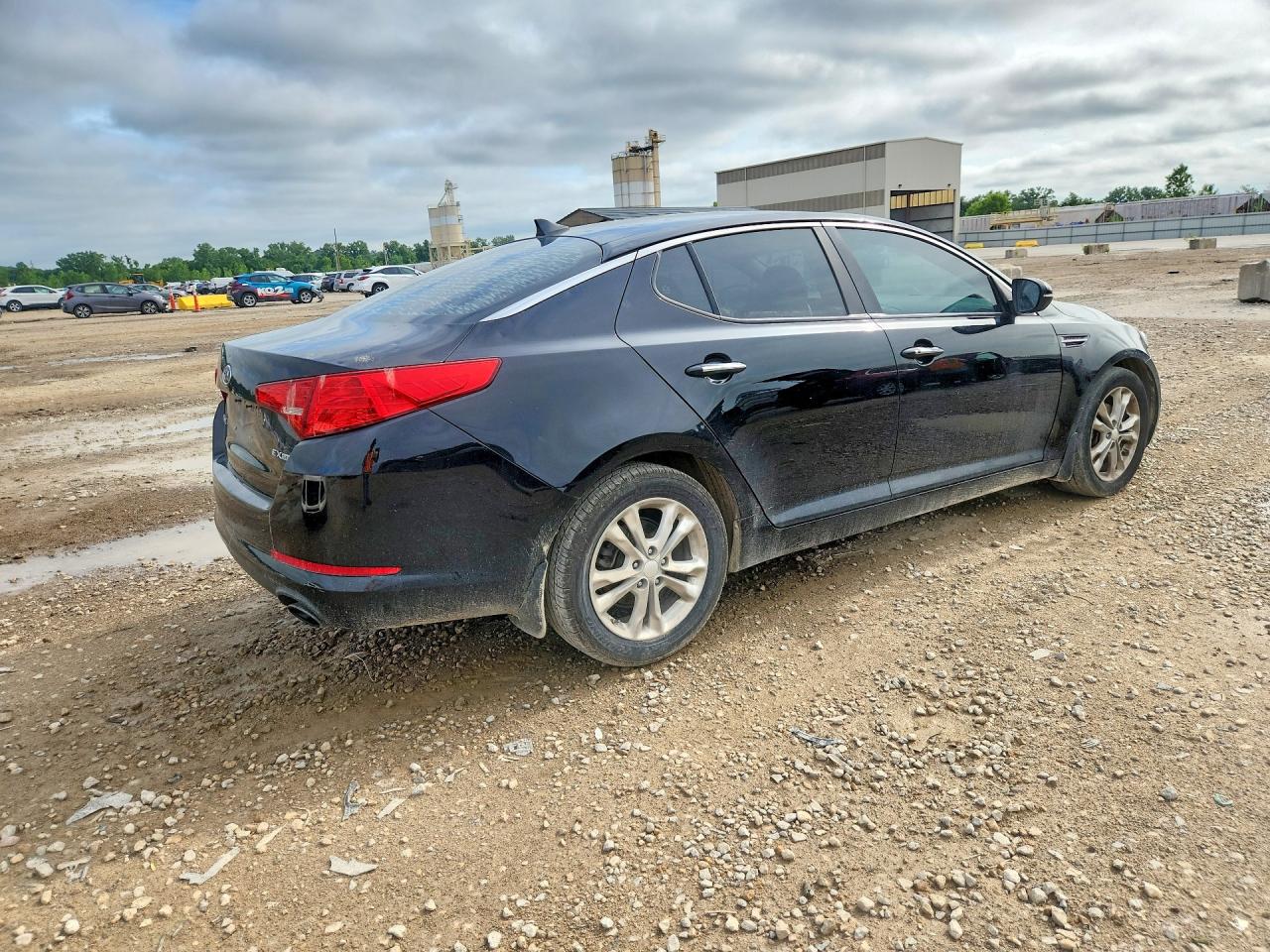 2012 Kia Optima VIN 5XXGN4A72CG062778 COPART salvage auction — Hail, KS - CERT OF TITLE-SALVAGE, sold $500 on 2026-07-09 (photo 3)