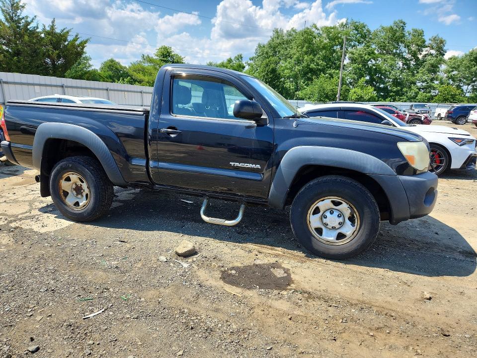 2008 Toyota Tacoma VIN 5TEPX42N88Z572780 COPART salvage auction — MINOR DENT/SCRATCHES, NJ - CERTIFICATE OF TITLE (P), sold $5,200 on 2026-07-28 (photo 4)