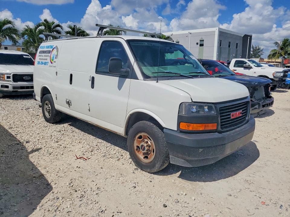 2018 Gmc Savana VIN 1GTW7AFP7J1342878 COPART salvage auction — MINOR DENT/SCRATCHES, FL - CERTIFICATE OF TITLE, sold $2,850 on 2026-07-29 (photo 4)