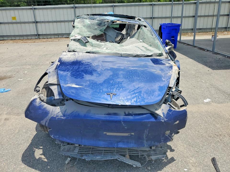 2019 Tesla Model 3 VIN 5YJ3E1EA2KF431739 COPART salvage auction — ALL OVER, FL - CERT OF TITLE-REBUILDABLE SLVG, sold $275 on 2026-07-02 (photo 5)