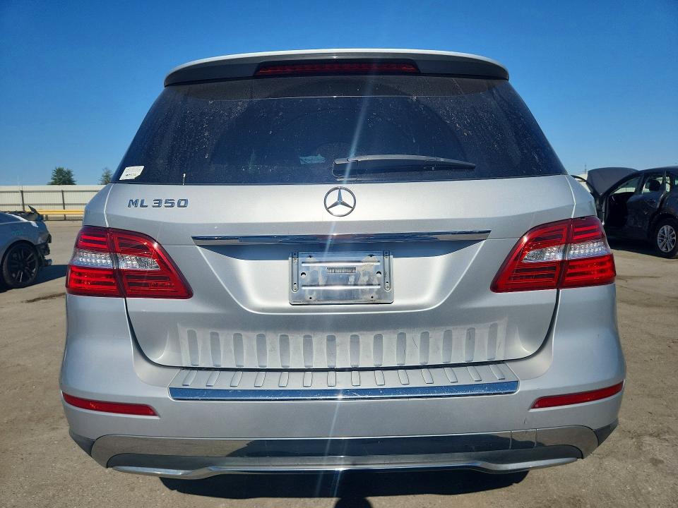 2013 Mercedes-benz M-klasse VIN 4JGDA5JB3DA191128 COPART salvage auction — ROLLOVER, Ca - Salvage Certificate, sold $1,700 on 2026-07-31 (photo 6)