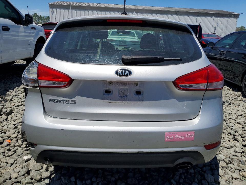 2016 Kia Forte VIN KNAFK5A86G5644943 COPART salvage auction — REAR END, Nj - Cert Of Title-Salvage, sold $600 on 2026-07-08 (photo 6)