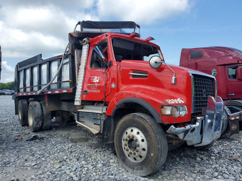 2018 Volvo Vhd VIN 4V5KC9DH5JN894473 COPART salvage auction — ROLLOVER, GA - CERT OF TITLE-SALVAGE (P), sold $19,700 on 2026-07-30 (photo 1)