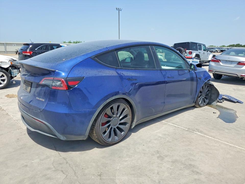 2023 Tesla Model y VIN 7SAYGDEF2PF749870 COPART salvage auction — FRONT END, TX - SALVAGE VEHICLE TITLE, sold $9,500 on 2026-07-20 (photo 3)