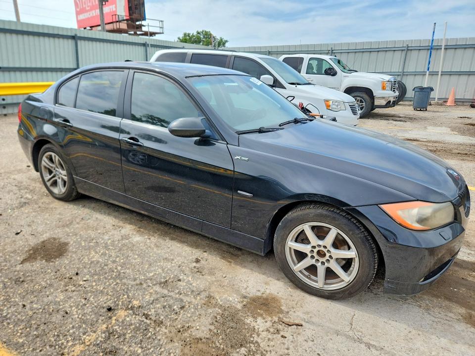 2007 BMW 3er VIN WBAVC93567K031676 COPART salvage auction — WATER/FLOOD, Ks - Cert Of Title-Salvage, sold $375 on 2026-07-22 (photo 4)