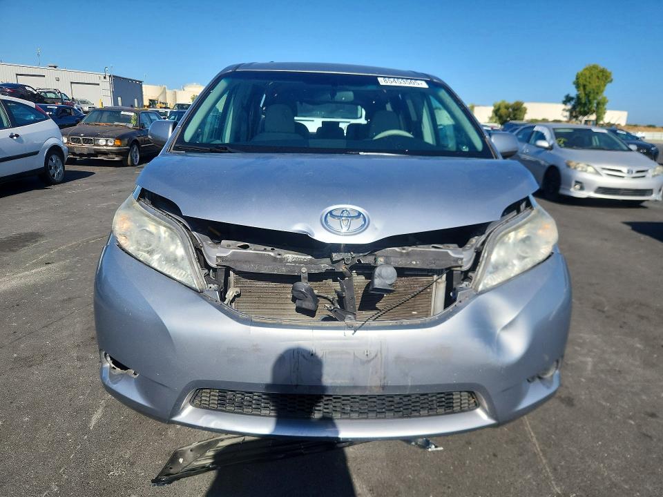 2013 Toyota Sienna VIN 5TDKK3DC2DS355621 COPART salvage auction — REAR END, Ca - Salvage Certificate, sold $1,600 on 2026-07-27 (photo 5)
