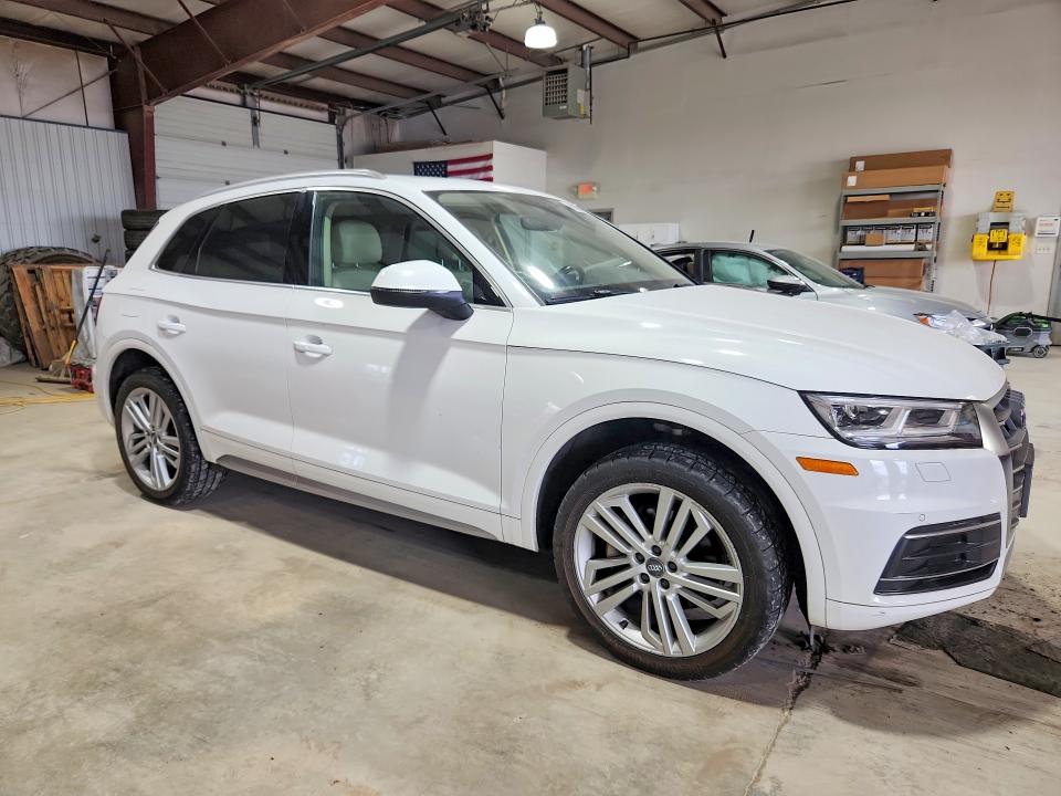 2018 Audi Q5 VIN WA1BNAFY0J2010721 COPART salvage auction — MINOR DENT/SCRATCHES, Va - Certificate Of Title, sold $6,100 on 2026-07-10 (photo 4)