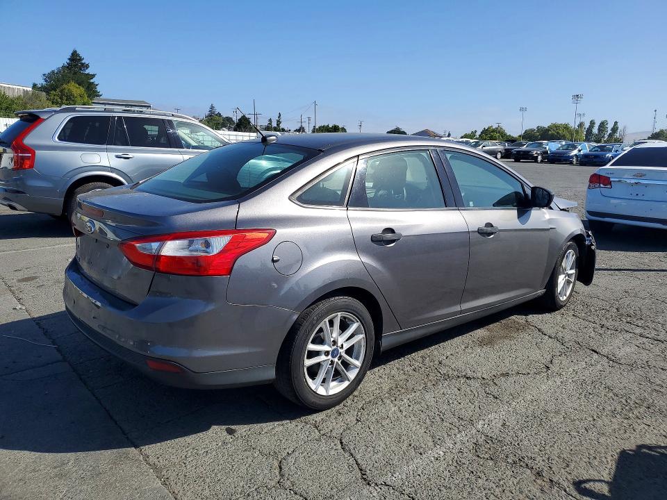 2014 Ford Focus VIN 1FADP3E21EL162448 COPART salvage auction — FRONT END, Ca - Salvage Certificate, sold $450 on 2026-07-10 (photo 3)