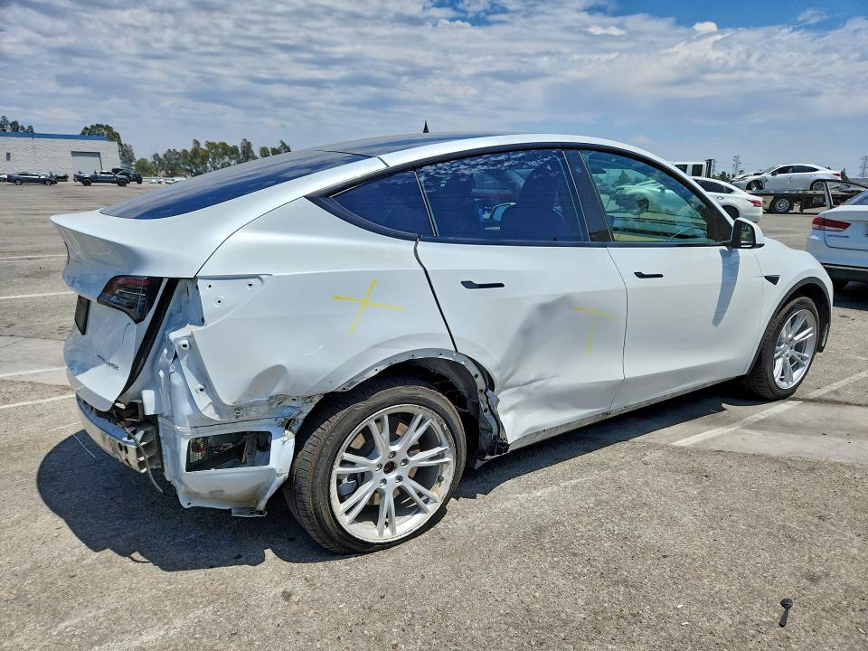 2023 Tesla VIN 7SAYGDEE8PA125107 COPART salvage auction — REAR END, CA - SALVAGE CERTIFICATE, sold $6,700 on 2026-07-28 (photo 3)