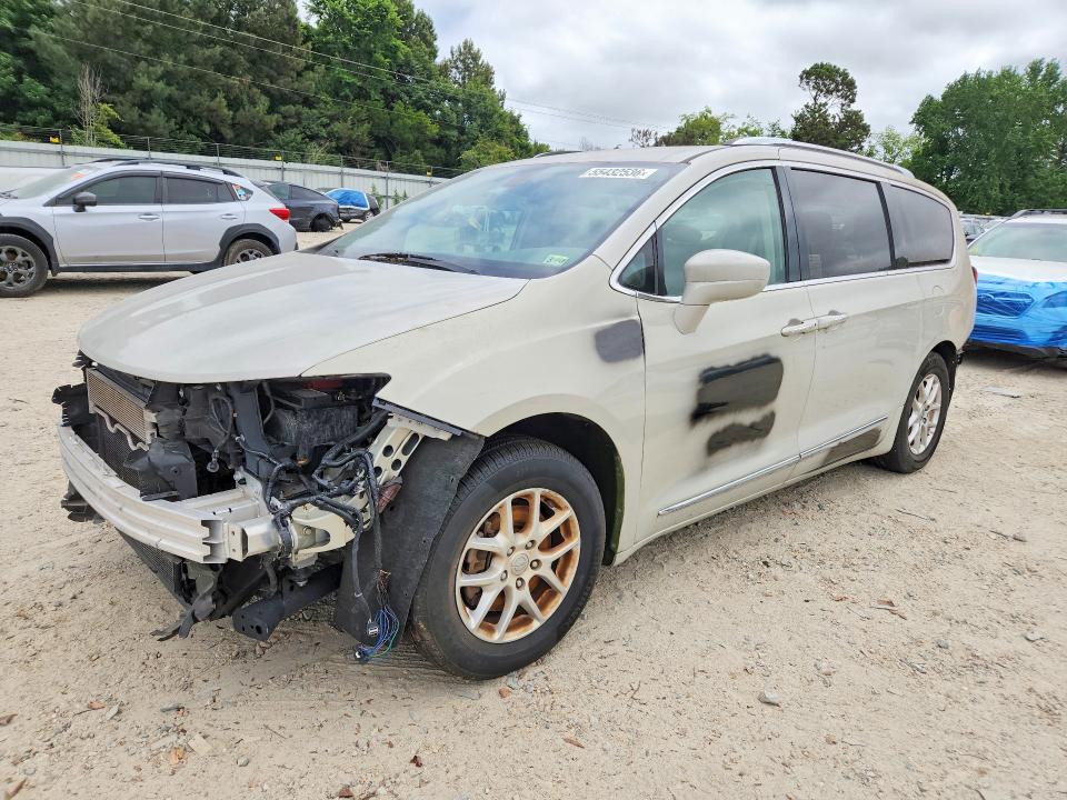 2020 Chrysler Pacifica VIN 2C4RC1BG6LR204925 COPART salvage auction — FRONT END, Va - Certificate Of Title, sold $550 on 2026-07-24 (photo 1)