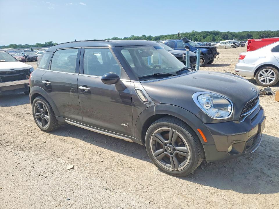 2016 Mini Cooper VIN WMWZC5C58GWU03330 COPART salvage auction — MINOR DENT/SCRATCHES, Ia - Certificate Of Title, sold $2,750 on 2026-07-09 (photo 4)