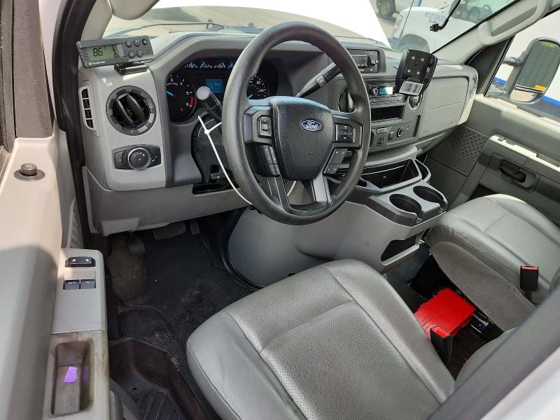 2023 Ford Econoline VIN 1FDWE3FK3PDD14715 COPART salvage auction — MINOR DENT/SCRATCHES, Fl - Certificate Of Title, sold $11,500 on 2026-07-29 (photo 8)