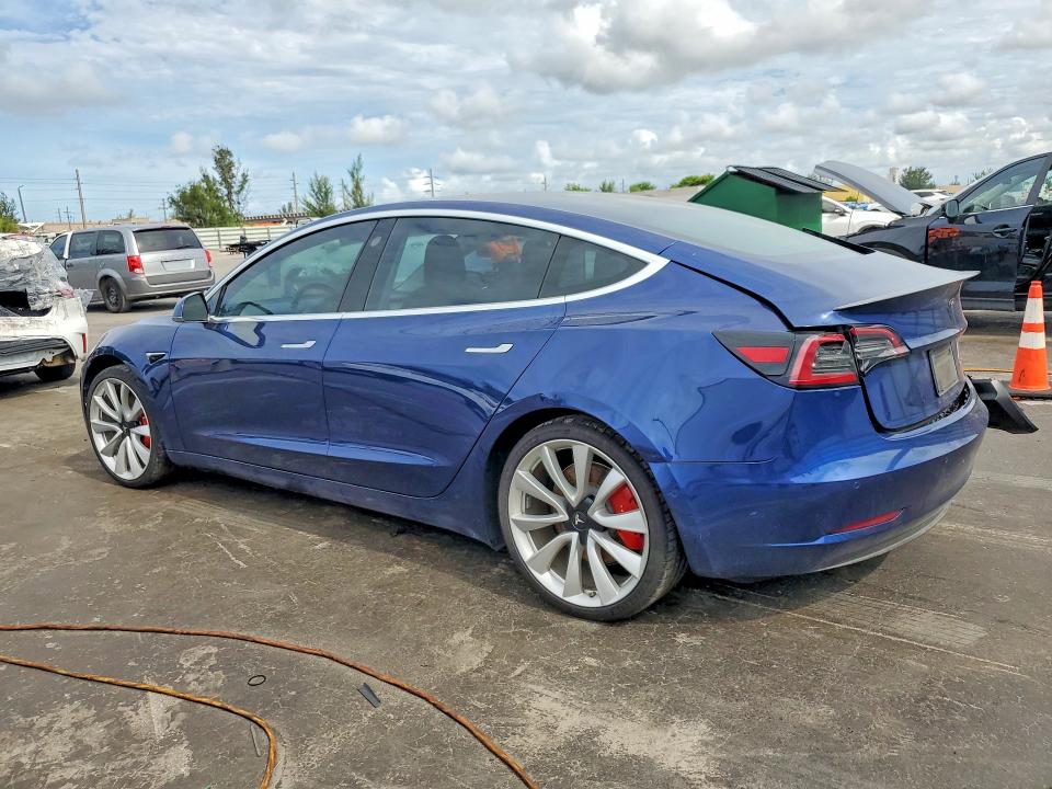 2019 Tesla Model 3 VIN 5YJ3E1EB8KF237774 COPART salvage auction — REAR END, Fl - Cert Of Title Slvg Rebuildable, sold $5,500 on 2026-07-08 (photo 2)
