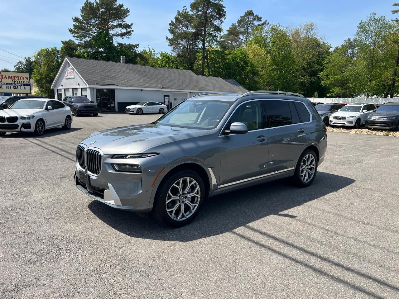 2024 BMW X7 VIN 5UX23EM00R9S52720 COPART salvage auction — Minor Dent/Scratches, PA - CERT OF TITLE (P), sold $41,250 on 2026-07-01 (photo 2)