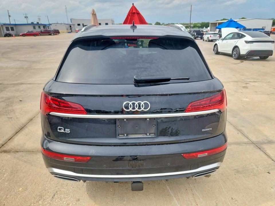 2023 Audi VIN WA1EAAFY8P2113533 COPART salvage auction — WATER/FLOOD, Tx - Salvage Title-Flood Damage, sold $9,800 on 2026-07-30 (photo 6)