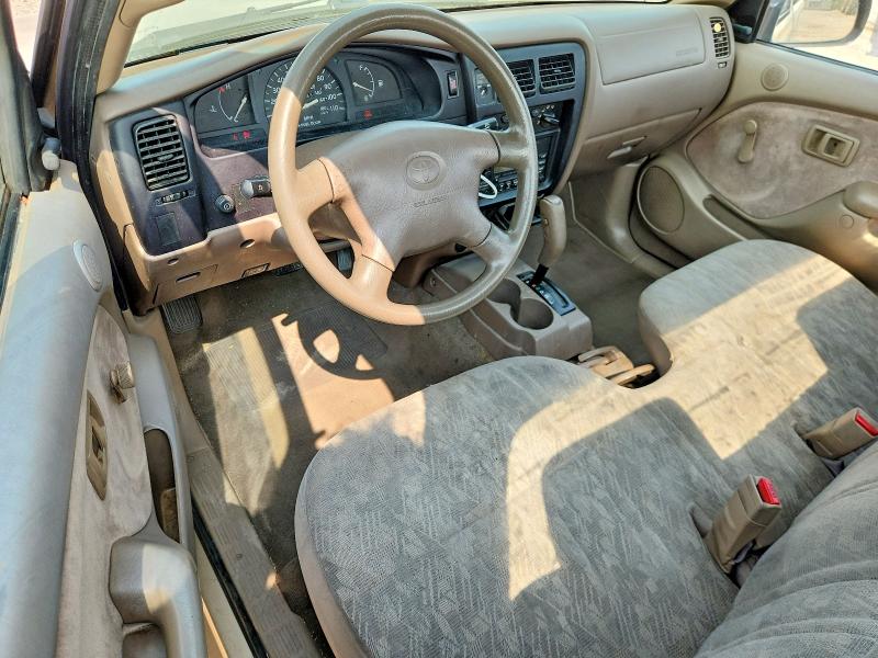 2002 Toyota Tacoma VIN 5TENL42N62Z893906 COPART salvage auction — MINOR DENT/SCRATCHES, Tx - Certificate Of Title, sold $2,900 on 2026-07-02 (photo 8)