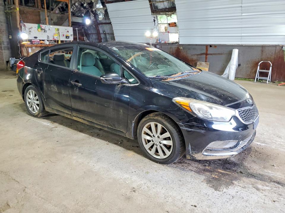 2014 Kia Forte VIN KNAFX4A89E5200979 COPART salvage auction — ROOF, Ny - Mv-907A Salvage Certificate, sold $375 on 2026-07-06 (photo 4)