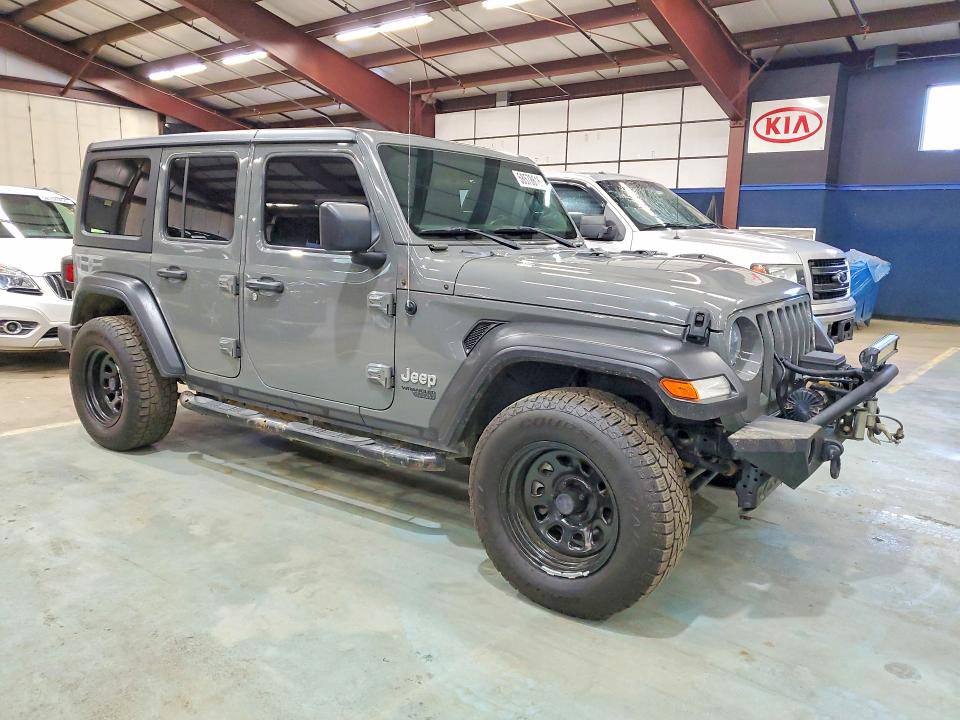 2020 Jeep Wrangler / VIN 1C4HJXDG9LW105945 COPART salvage auction — MINOR DENT/SCRATCHES, Ok - Certificate Of Title (P), sold $11,400 on 2026-07-30 (photo 4)