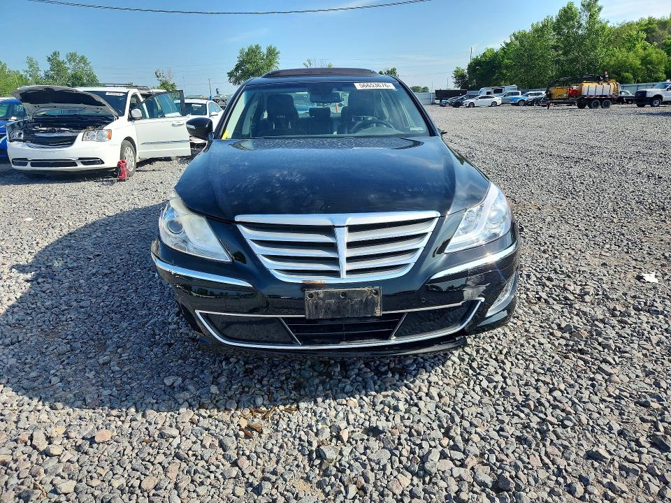2013 Hyundai VIN KMHGC4DD2DU247640 COPART salvage auction — FRONT END, Il - Salvage Certificate, sold $2,200 on 2026-07-20 (photo 5)